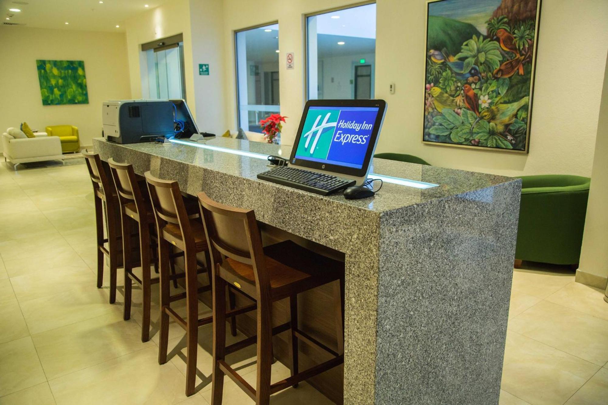 Holiday Inn Express Xalapa By Ihg Esterno foto